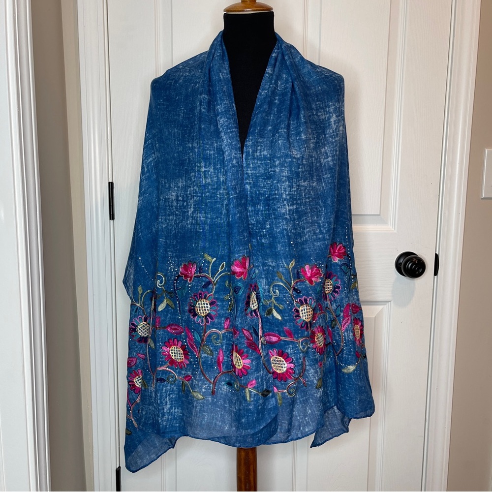 Woman, summer cotton fashion  embroidery scarf